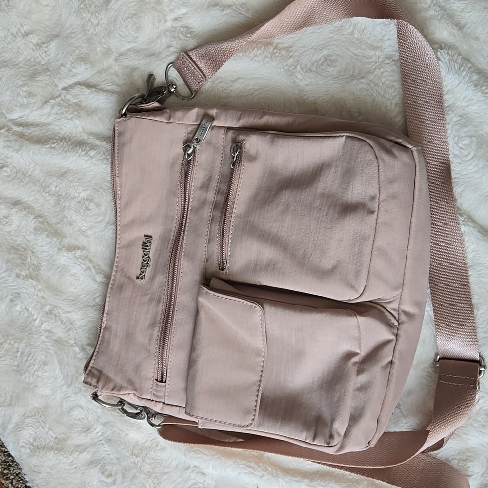 Baggallini Cross Body Bag